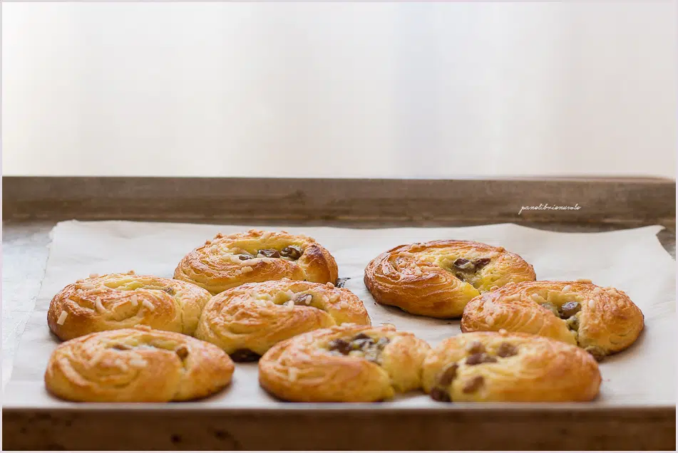 pain aux raisins
