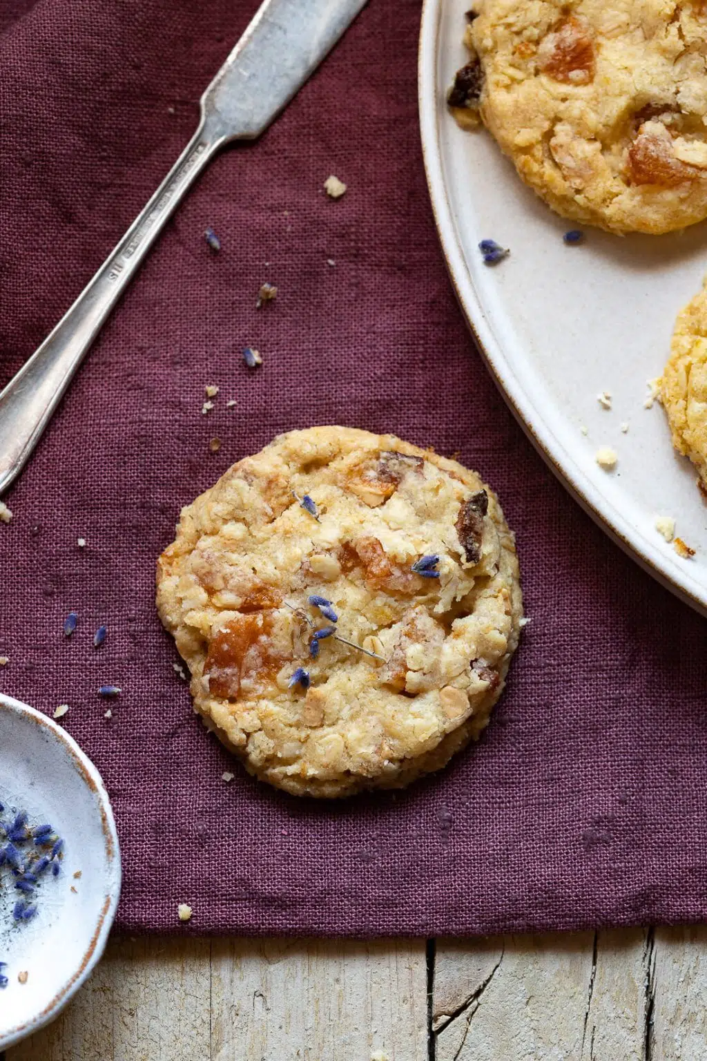 biscotti albicocche lavanda cioccolato bianco fiocchi di avena