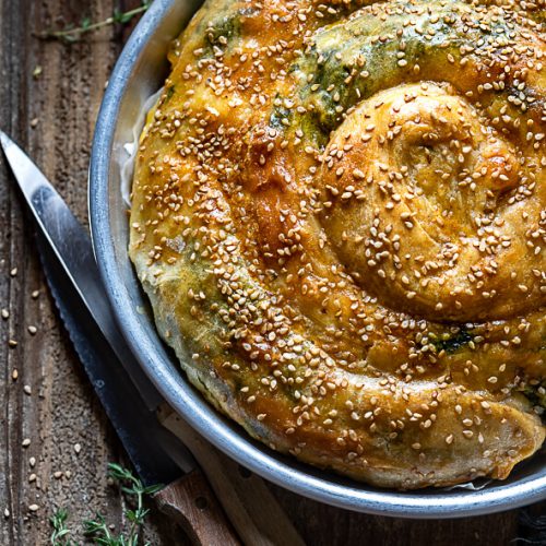 spirale salata o torta salata spinaci feta e pecorino