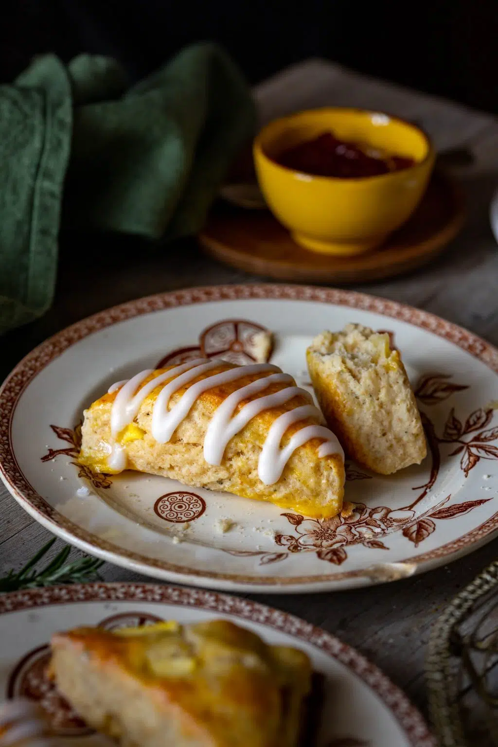 scones alle mele e rosmarino