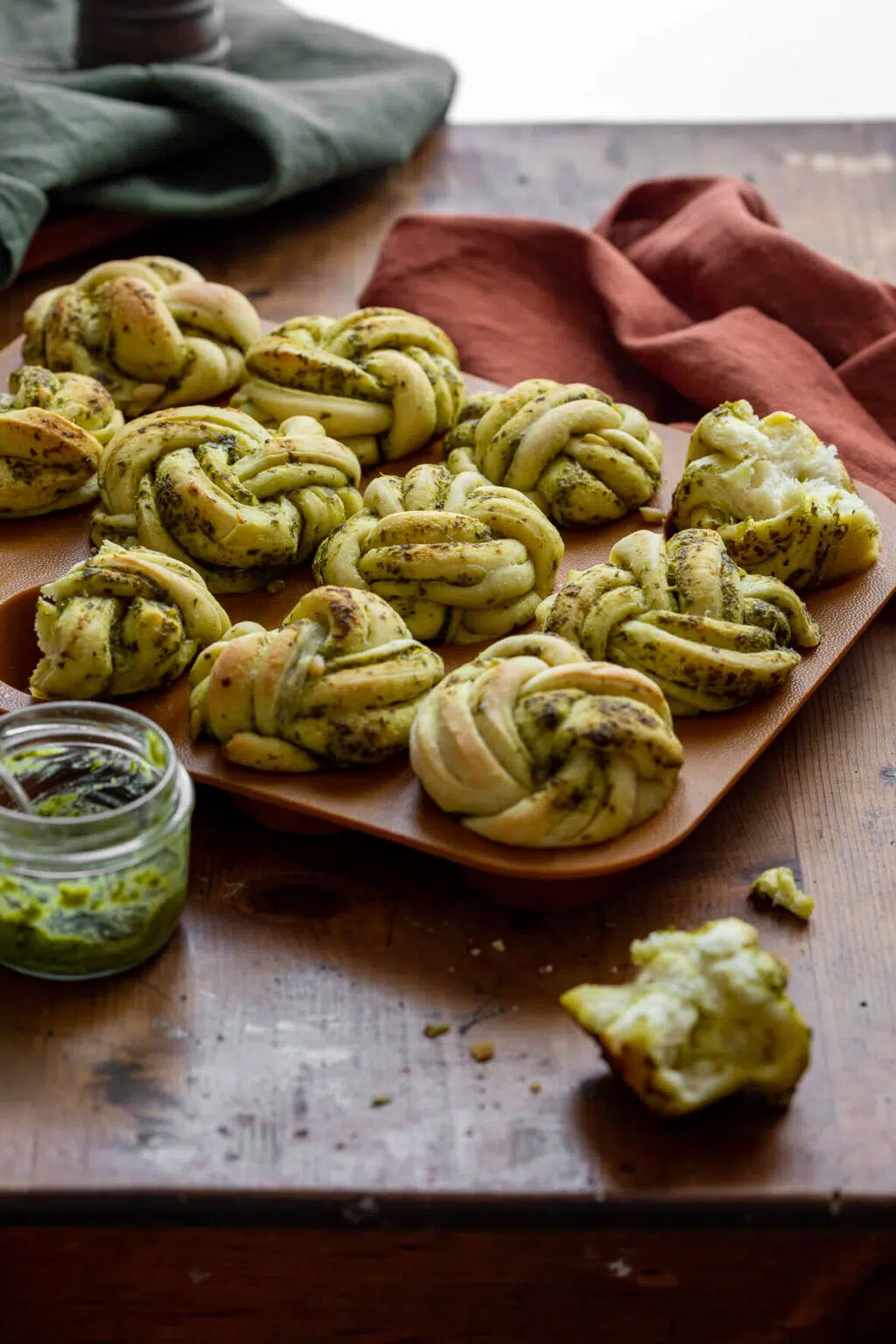 brioche salate al pesto