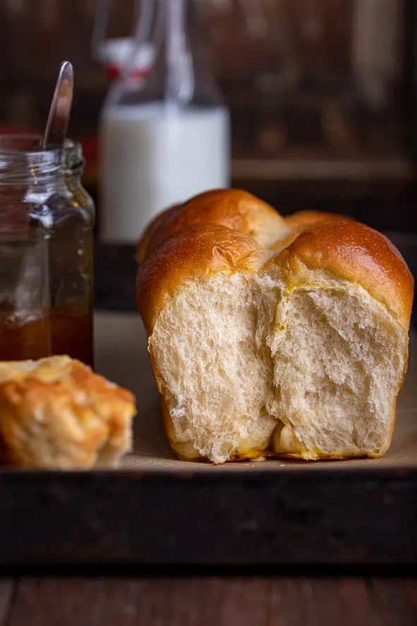 milk bread o panbrioche con tang zhong milk roux