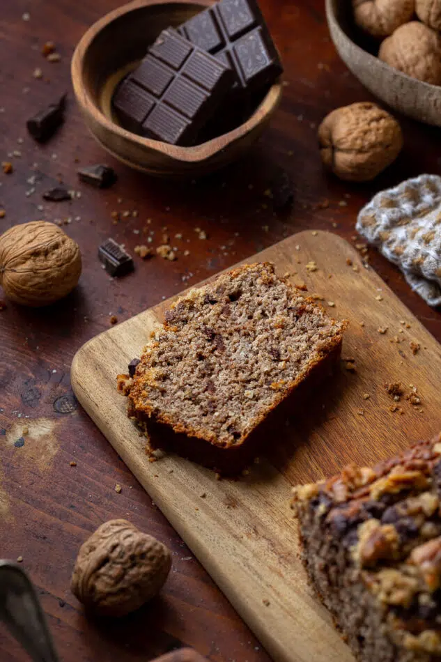 banana bread al cioccolato con noci e crusca d'avena