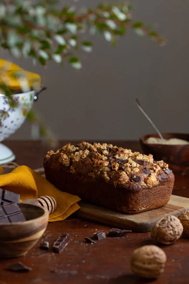 banana bread al cioccolato con noci e crusca d'avena