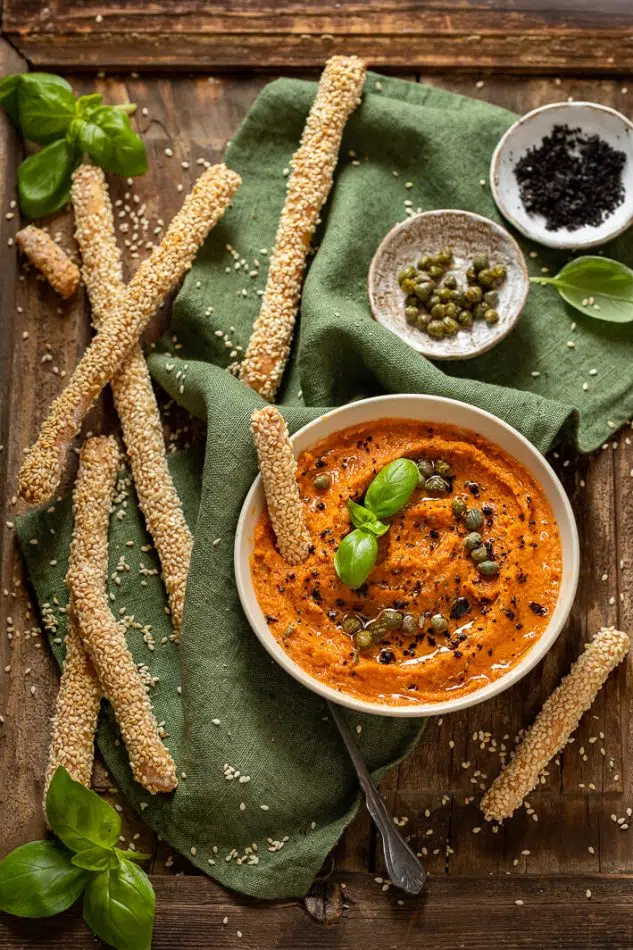 hummus di pomodori secchi