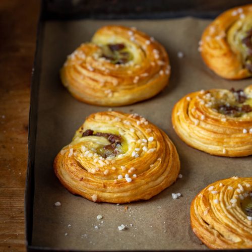 chiocciole alla crema e uvetta